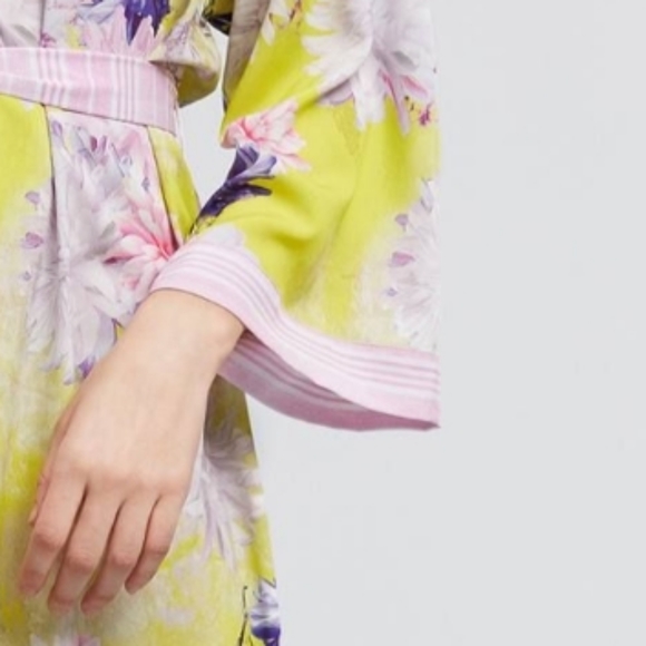 Eloise Elderflower Midi Robe - Picture 3 of 3